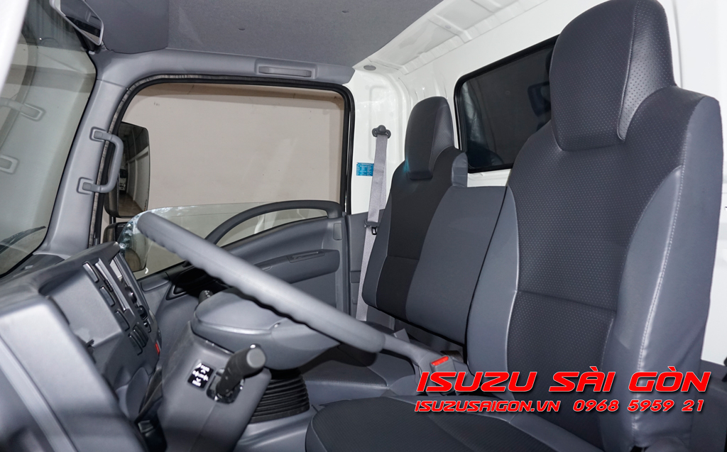 Xe Tải Isuzu 1T9 Tấn QKR 230 Thùng Ngắn 3M6 10